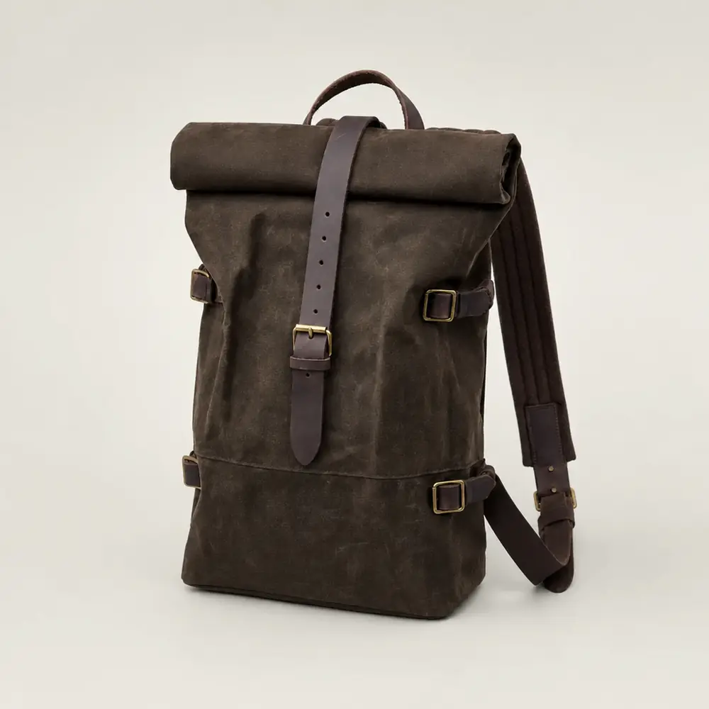 The Fell Rolltop in peat brown